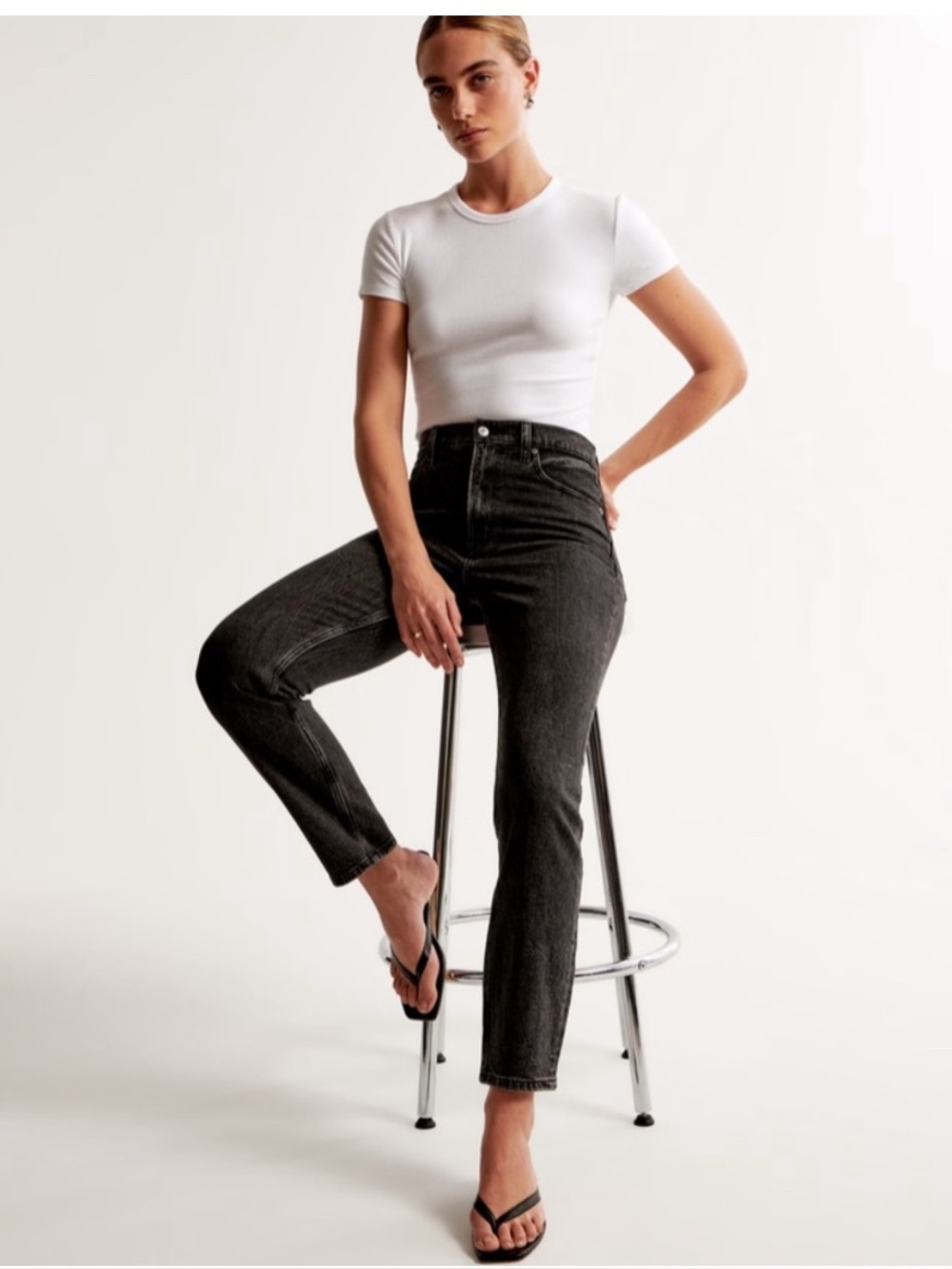 Abercrombie & Fitch The Mom High Rise Black Jean Curve Love 27/4